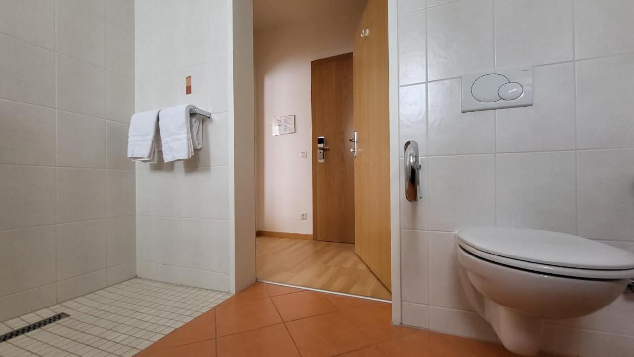 Hotel Kindler 2,0 Self-Check-In Leoben  Exterior foto