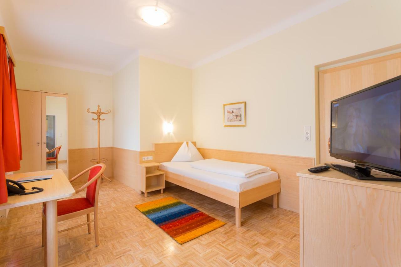 Hotel Kindler 2,0 Self-Check-In Leoben  Exterior foto